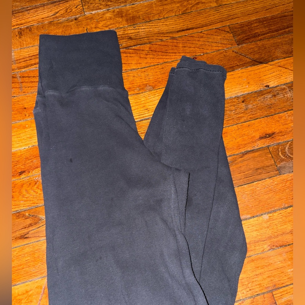 Skims fold over legging ribbed